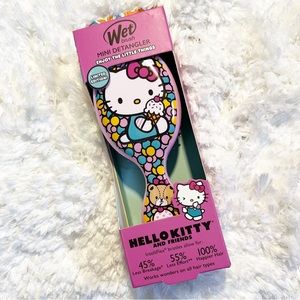 NWT Hello Kitty Wet Brush Mini Detangler Limited Edition